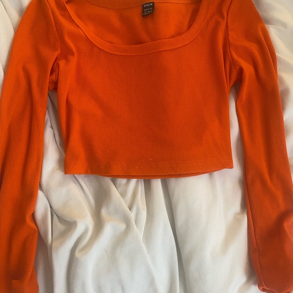 SHEIN shirts duo - Picture 3 of 3